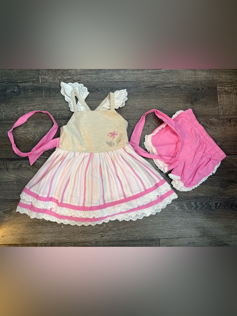 Love and Grow Clothing Starfish Pinefore 
Size 5